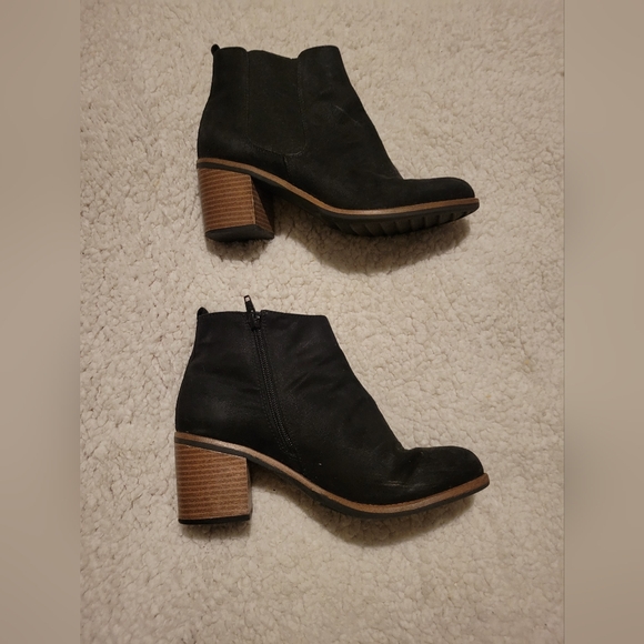 WOMENS SONOMA GOODS FOR LIFE SUEDE ANKLE BOOTS BLACK SIZE 8.5 - Picture 4 of 15